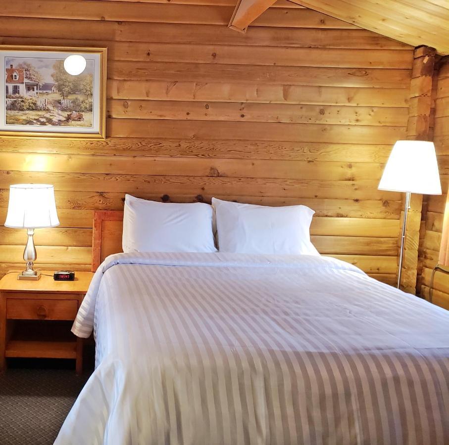 Rocky Inn Valemount Eksteriør bilde