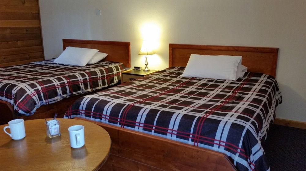 Rocky Inn Valemount Eksteriør bilde